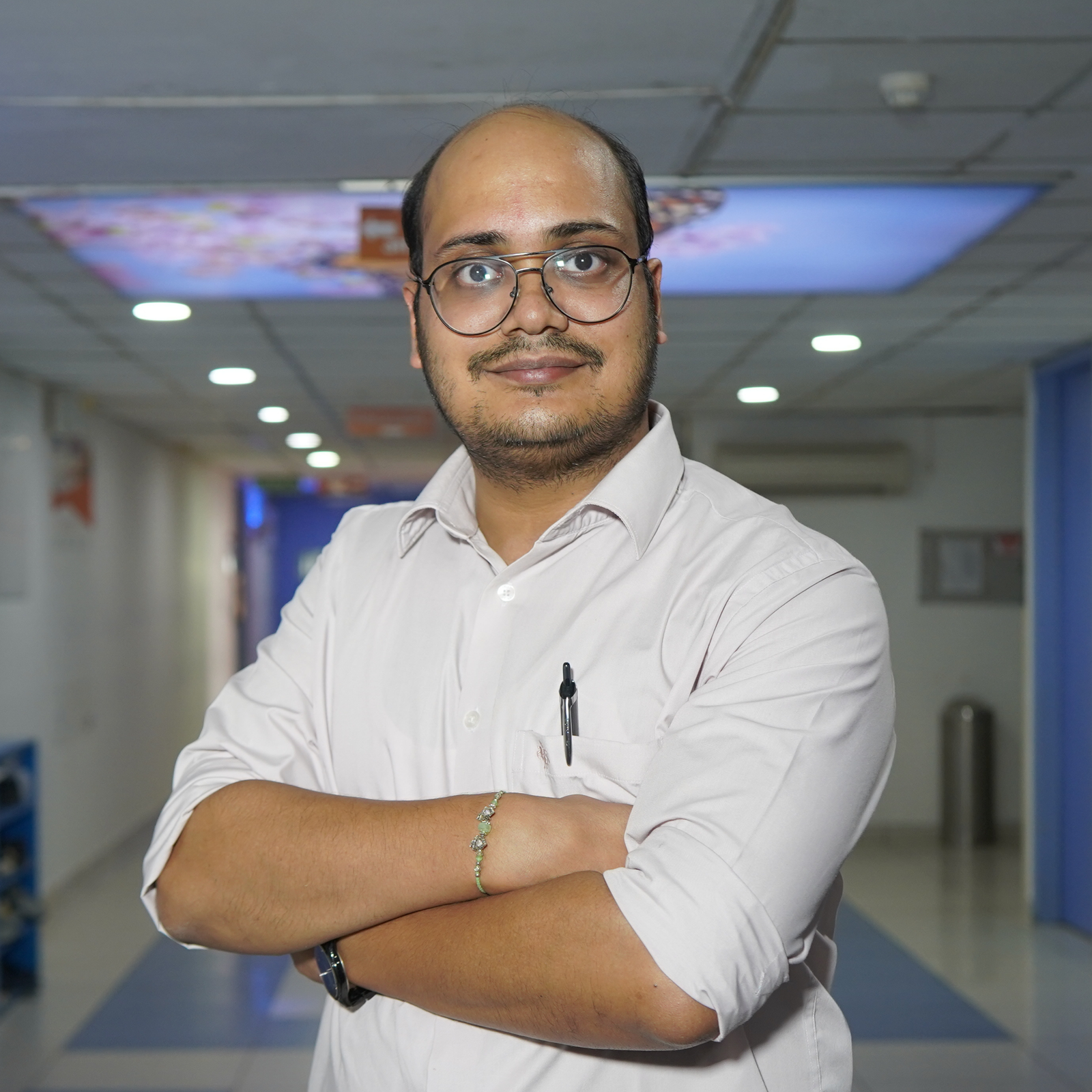 Dr. Keshav Garg